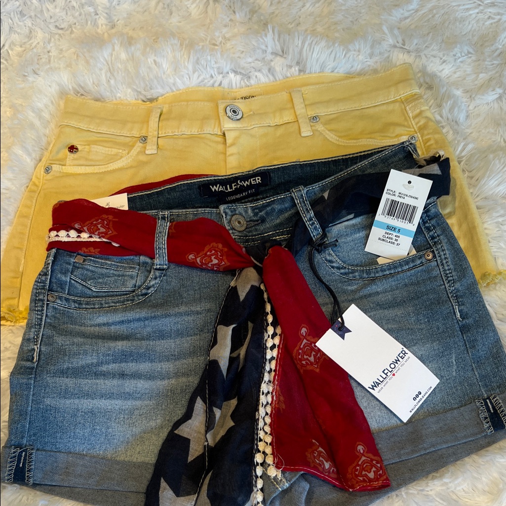 Wallflower Denim Shorty Short Red And Blue Scarf Hudson Amber Denim Jean Short